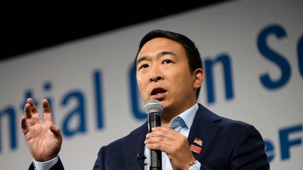 Andrew Yang Announces New Party, Supports Bitcoin - TheStreet Crypto:  Bitcoin and cryptocurrency news, advice, analysis and more