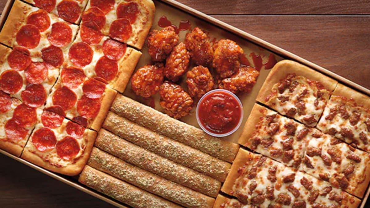 pizza hut pizza box