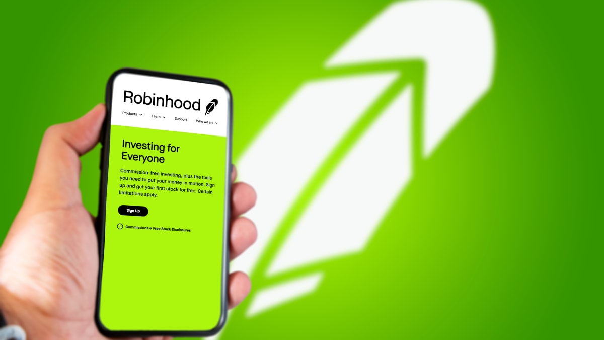 Robinhood Was Slapped With A Subpoena for Its Cryptocurrency Operations -  TheStreet Crypto: Bitcoin and cryptocurrency news, advice, analysis and more