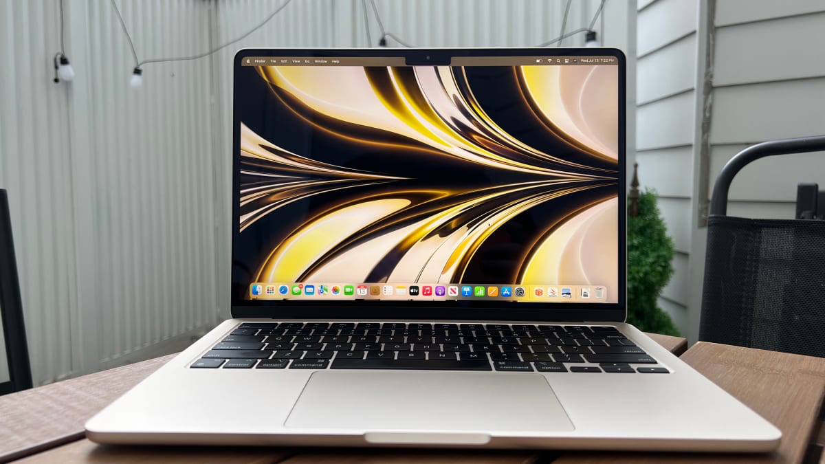 Review: Apple's 15-inch MacBook Air says what it is and is what it says