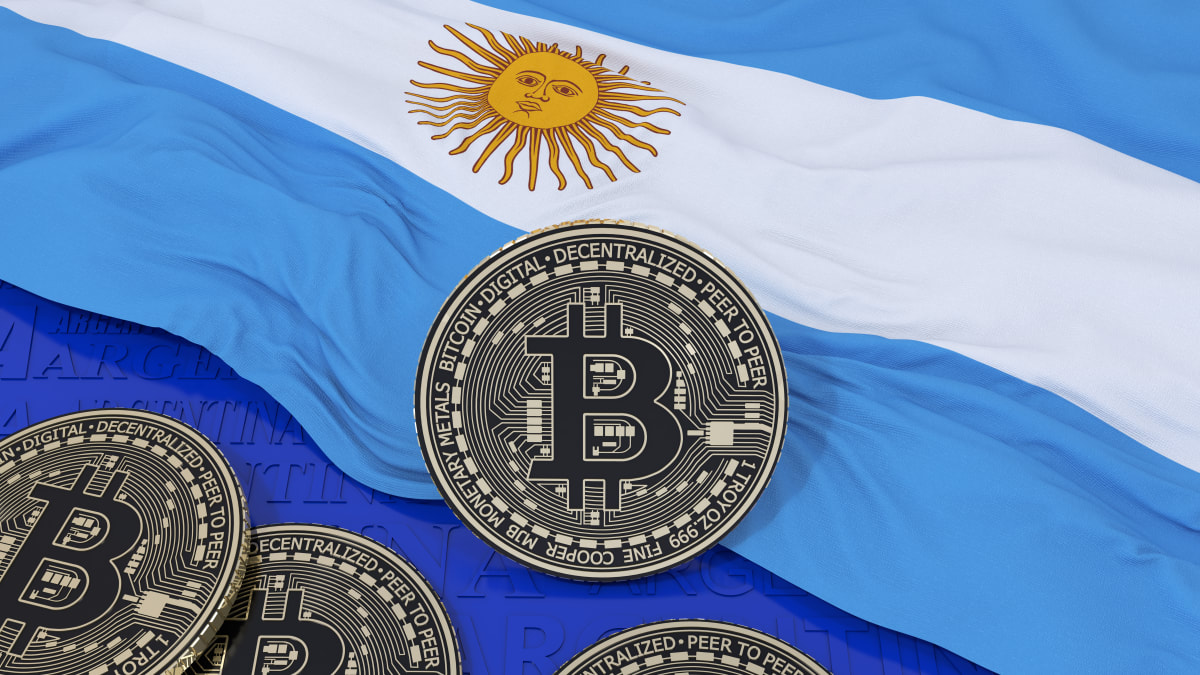 Pro-Bitcoin candidate Javier Milei wins primary race in Argentina -  TheStreet Crypto: Bitcoin and cryptocurrency news, advice, analysis and more