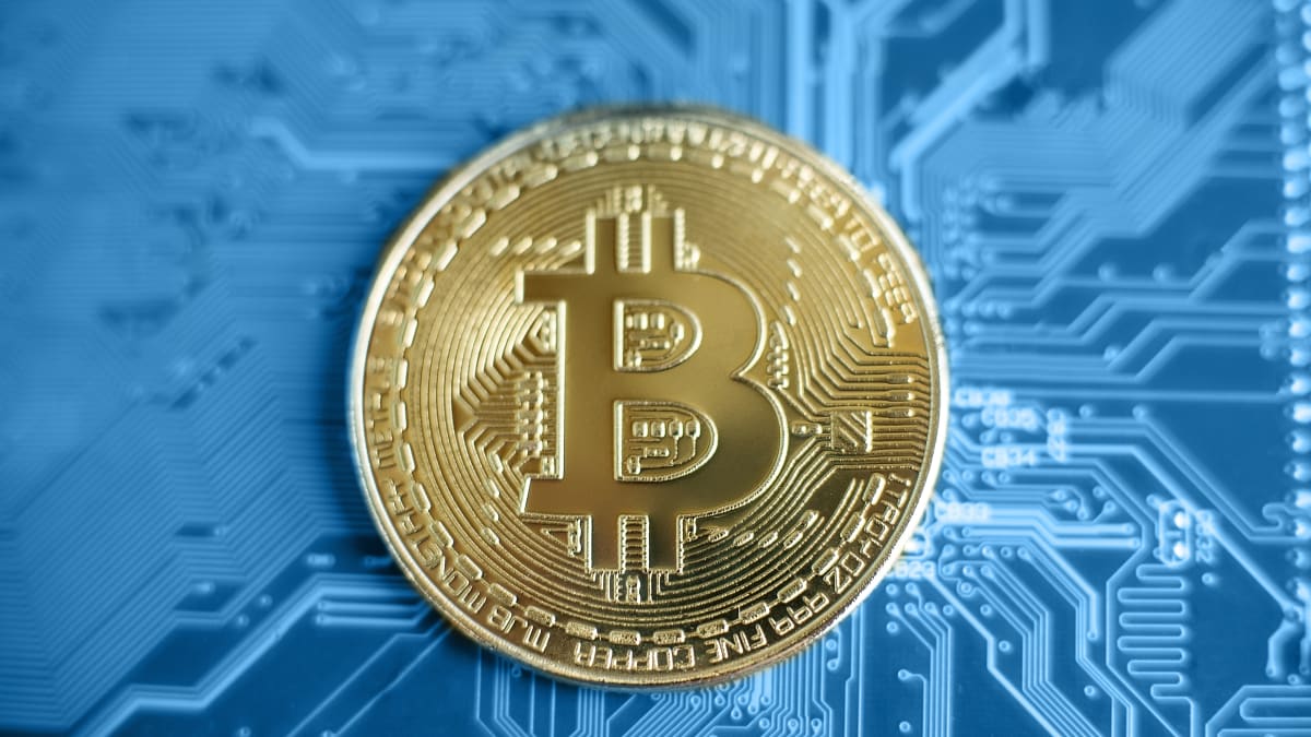 Nasdaq-listed energy giant reveals surprise $30 million bitcoin holdings -  TheStreet Crypto: Bitcoin and cryptocurrency news, advice, analysis and more