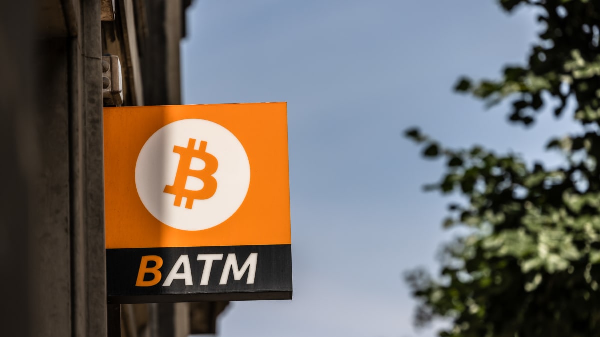 Popular crypto analyst warns Bitcoin will collapse in 7 years - TheStreet  Crypto: Bitcoin and cryptocurrency news, advice, analysis and more