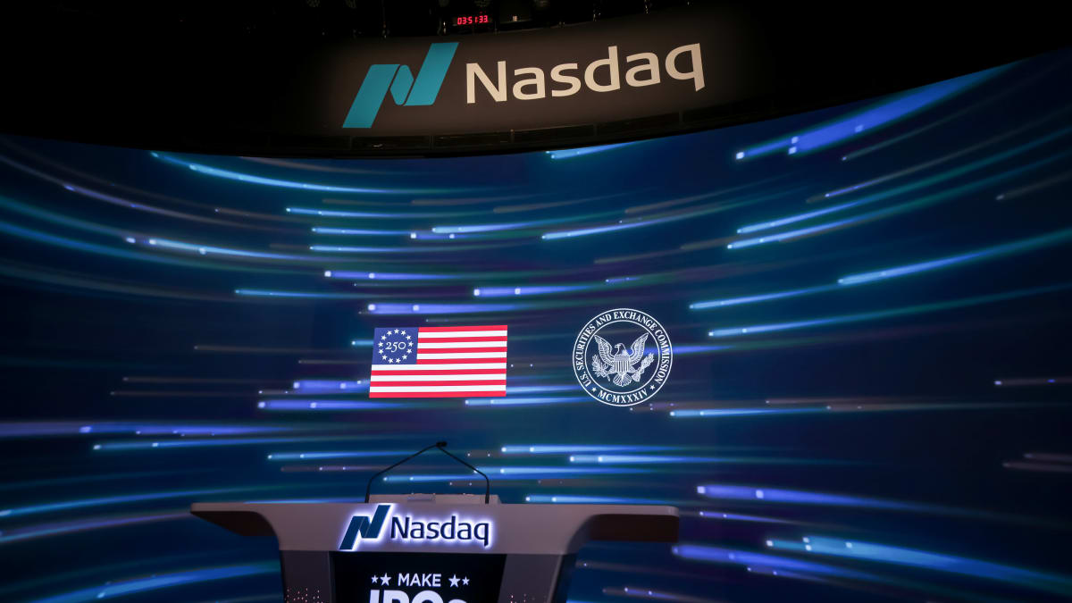 Popular Bitcoin company receives Nasdaq delisting notice - TheStreet Crypto:  Bitcoin and cryptocurrency news, advice, analysis and more
