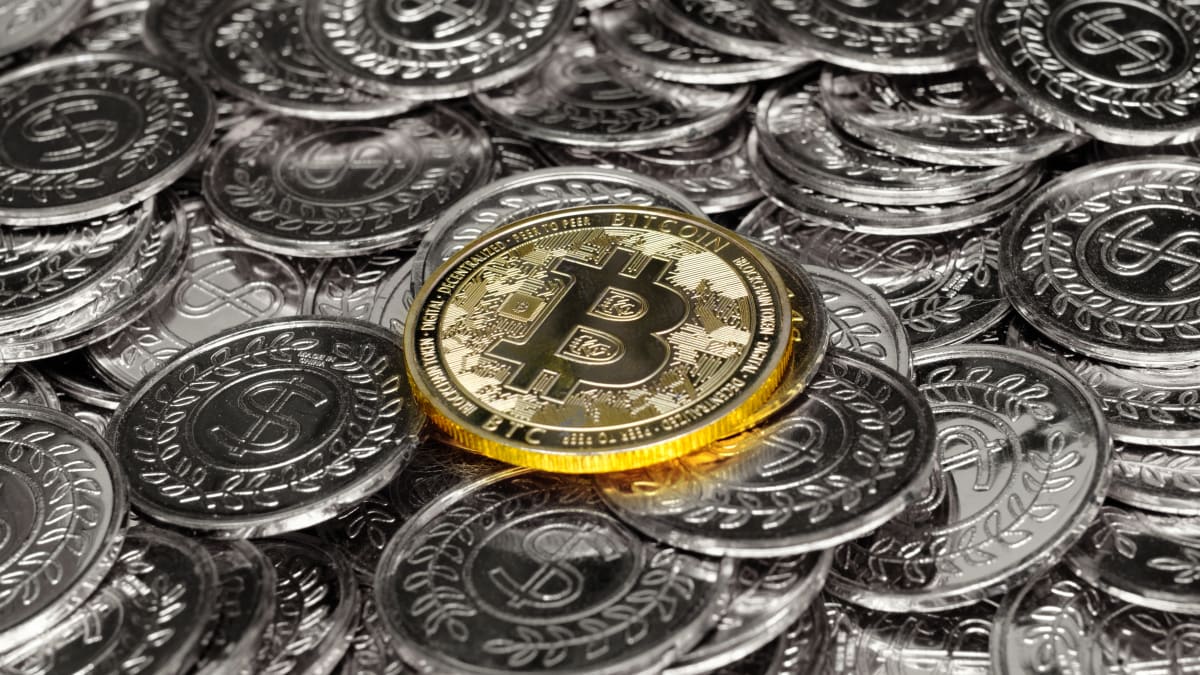 Bitcoin correction worsens as crypto prepares for a pivotal moment in  monetary policy - TheStreet Crypto: Bitcoin and cryptocurrency news,  advice, analysis and more
