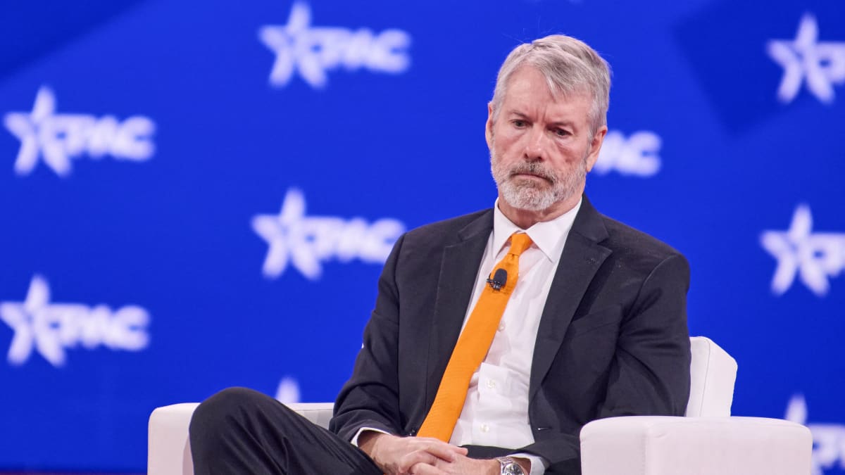 Saylor pushes for Bitcoin in U.S. crypto reserve, says XRP is a token -  TheStreet Crypto: Bitcoin and cryptocurrency news, advice, analysis and more