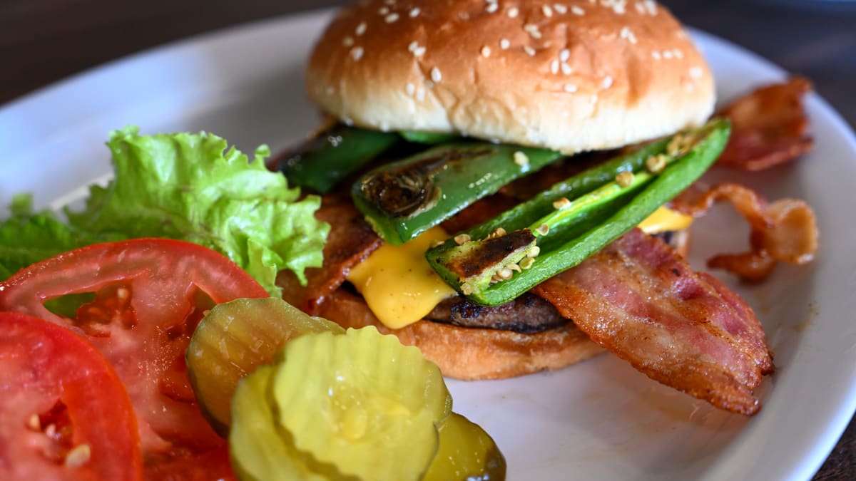 Popular burger joint scoops up $10M worth of Bitcoin - TheStreet Crypto:  Bitcoin and cryptocurrency news, advice, analysis and more