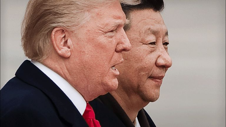 Trump: We're 'Talking' With China, Apple Has Point About Tariffs