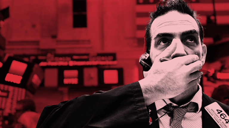 Apple Slides, iPhone Demand Weakens, Chipmakers Sink - 5 Things You Must Know