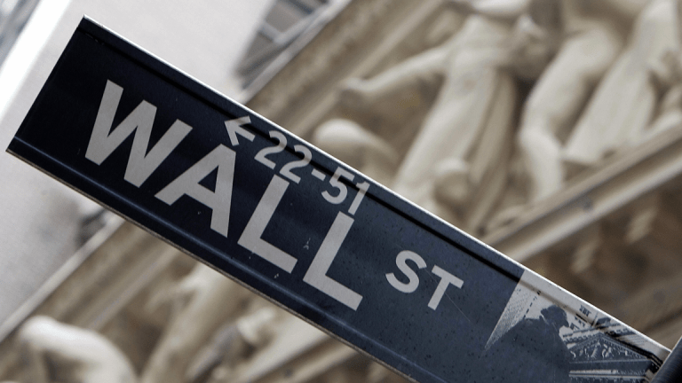 Stocks End Slightly Higher; Indexes Post Gains For Week