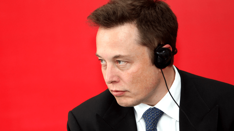 Tesla CEO Elon Musk Says He Doesn't Need a Capital Raise