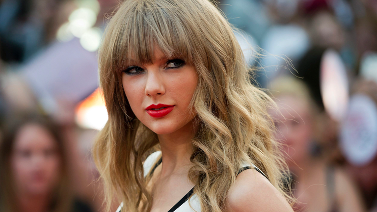 What Is Taylor Swifts Net Worth In 2018 Controversies And