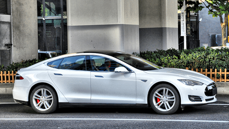 Tesla in Better Position Than Ever After Apple Kills iCar