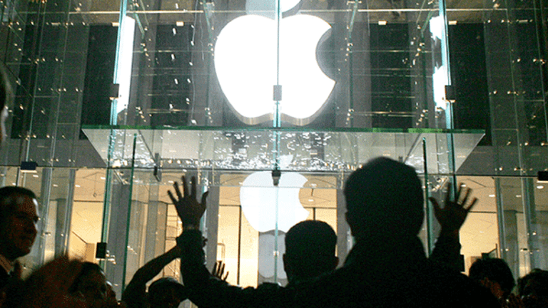 Apple and Google Are Doing Business in China Very Differently, and the Stakes Are High