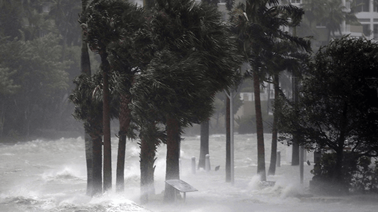 Hurricane Irma, Tesla and Apple - 5 Things You Must Know Before the Market Opens