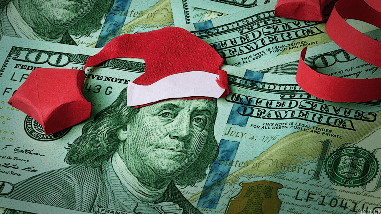 Santa Claus Rally in Stocks Is Alive, for Now