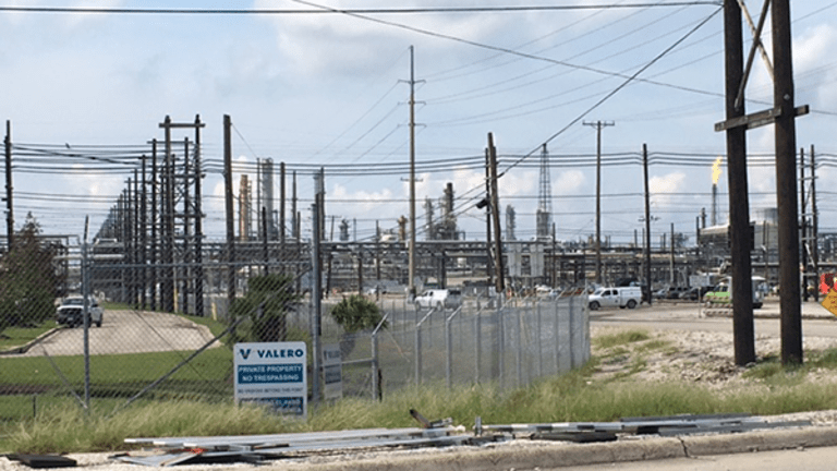 Gasoline Prices Stabilizing as Some Refineries Get Back Up to Speed