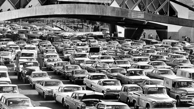 Nixon and Reagan tried closing the border to pressure Mexico