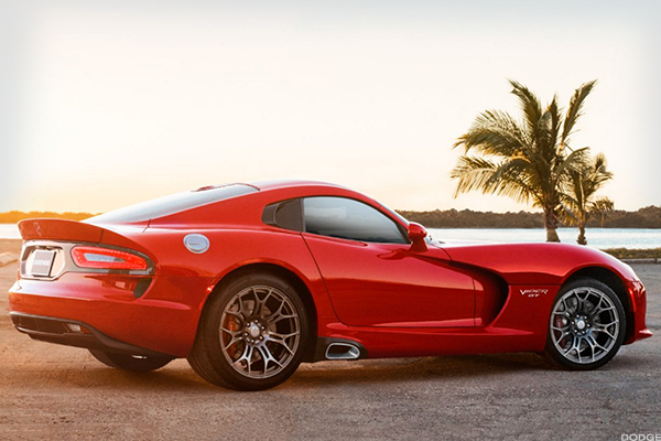 A 17 Dodge Viper Just Set A Nurburgring Speed Record But Legendary Car Will Still Die August 31 Thestreet
