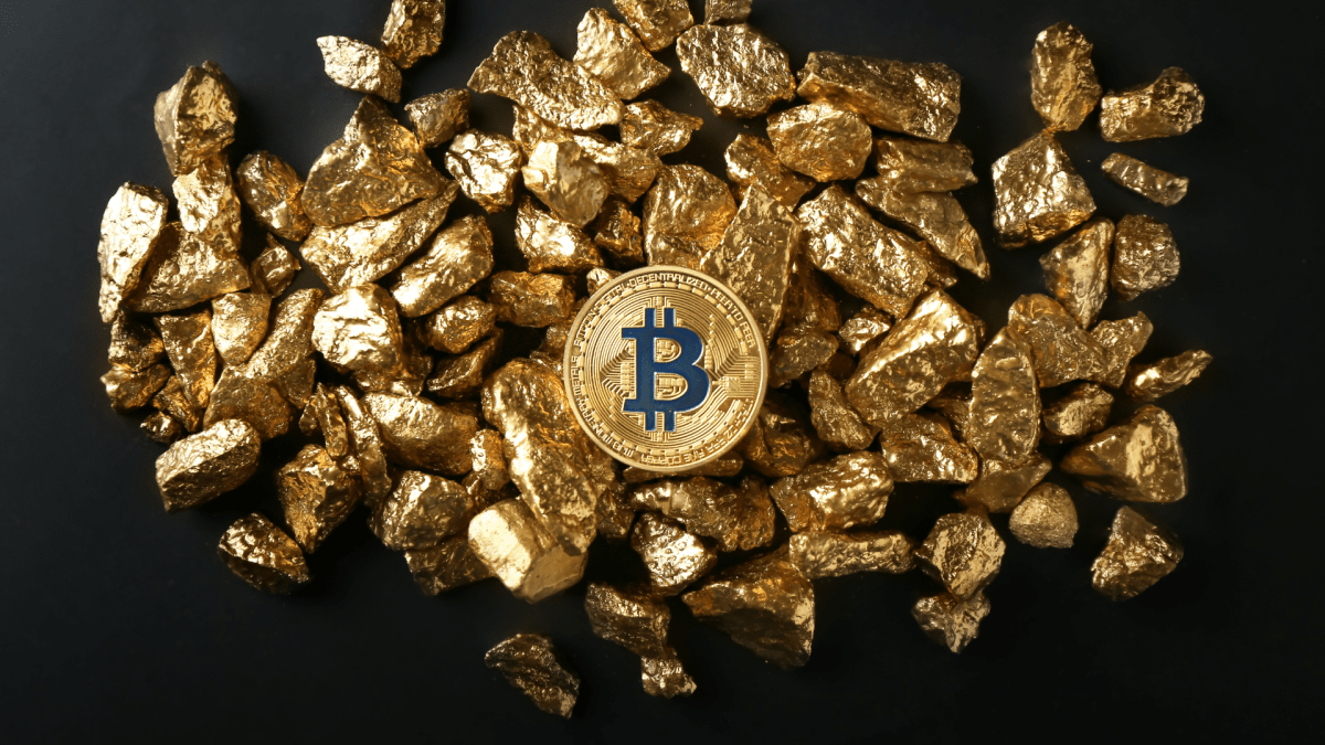 Global trust has faltered, bitcoin and gold investment on the rise -  TheStreet Crypto: Bitcoin and cryptocurrency news, advice, analysis and more