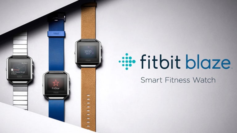 Fitbit blaze pebble amazon hot sale