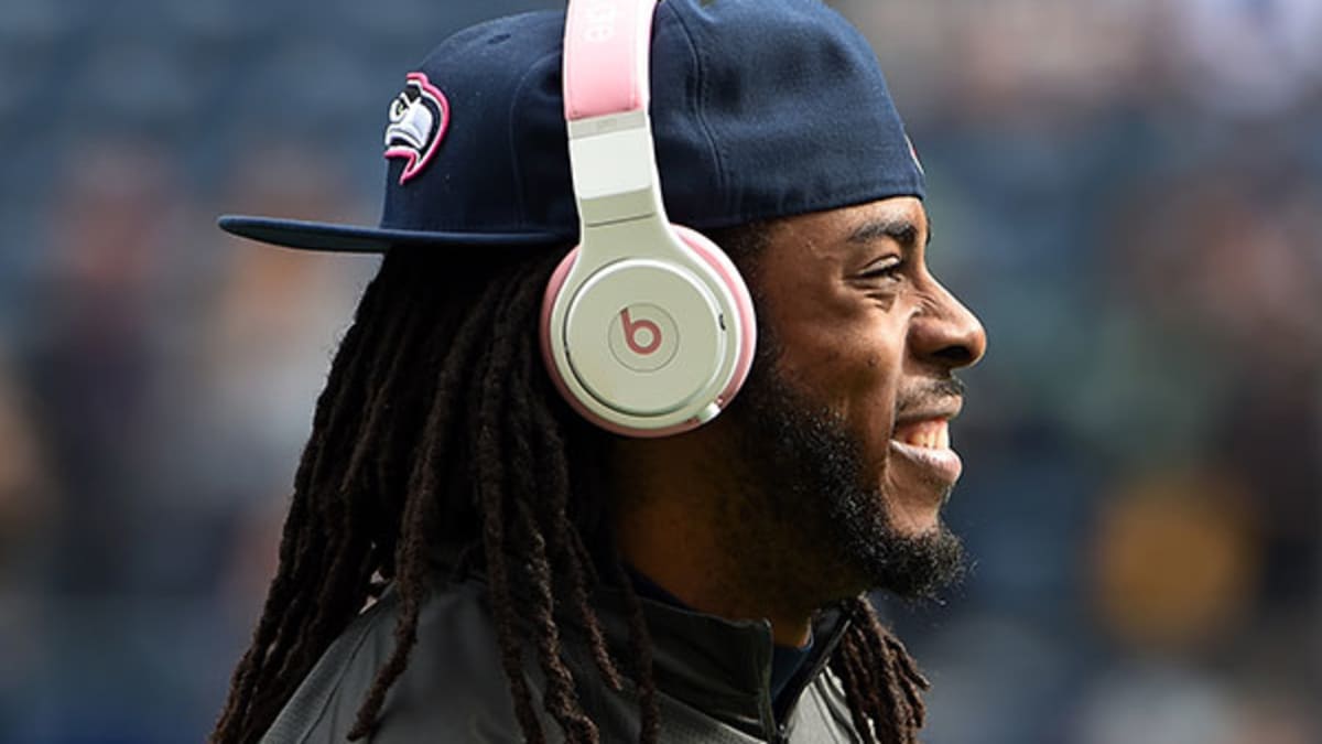 The NFL Can t Stop Beats or Satisfy Official Sponsors Like Bose