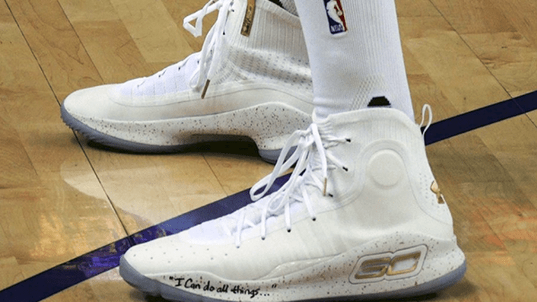 Steph curry sales 4 white