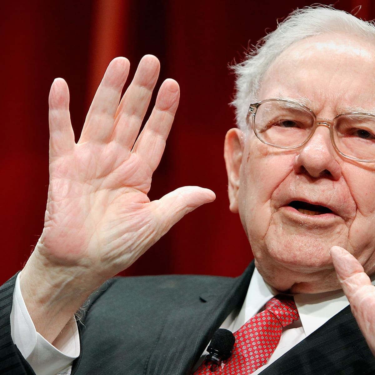 Warren buffett nike clearance