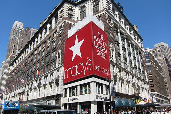 Macy S M Stock Down Nomura Hacks Price Target Thestreet
