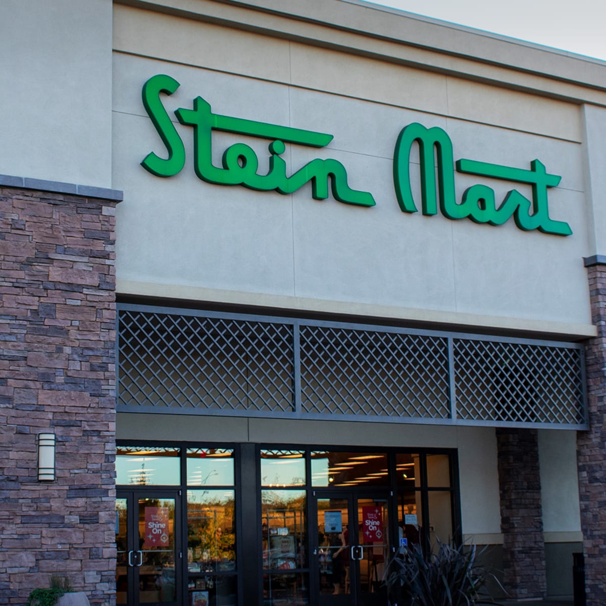 Stein Mart files for bankruptcy, may close all 281 stores