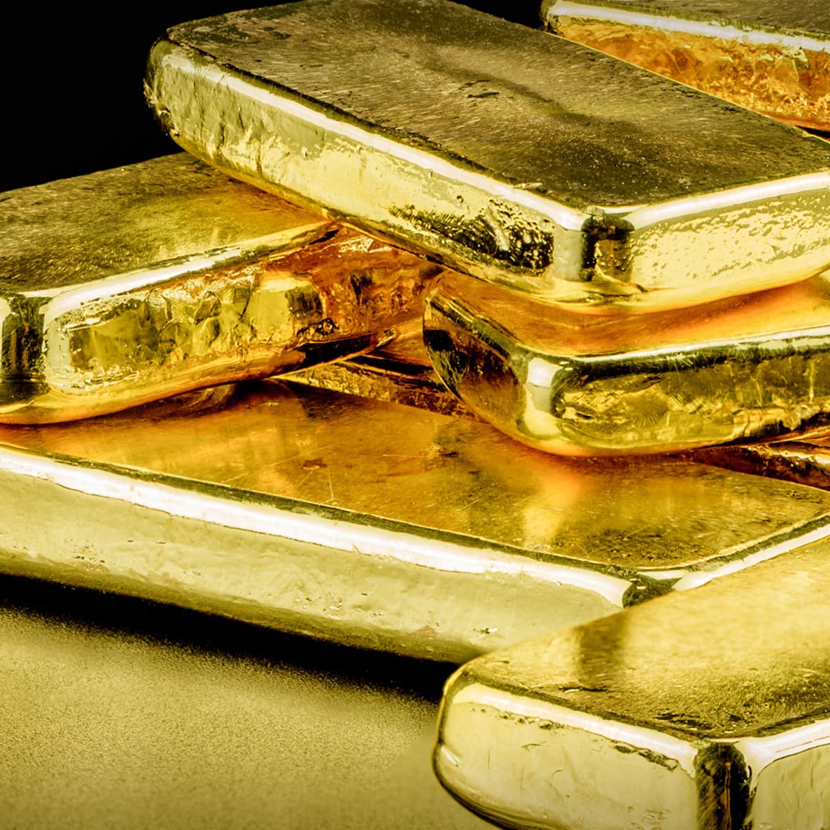 Analyst who correctly forecast gold's rally unveils new price target