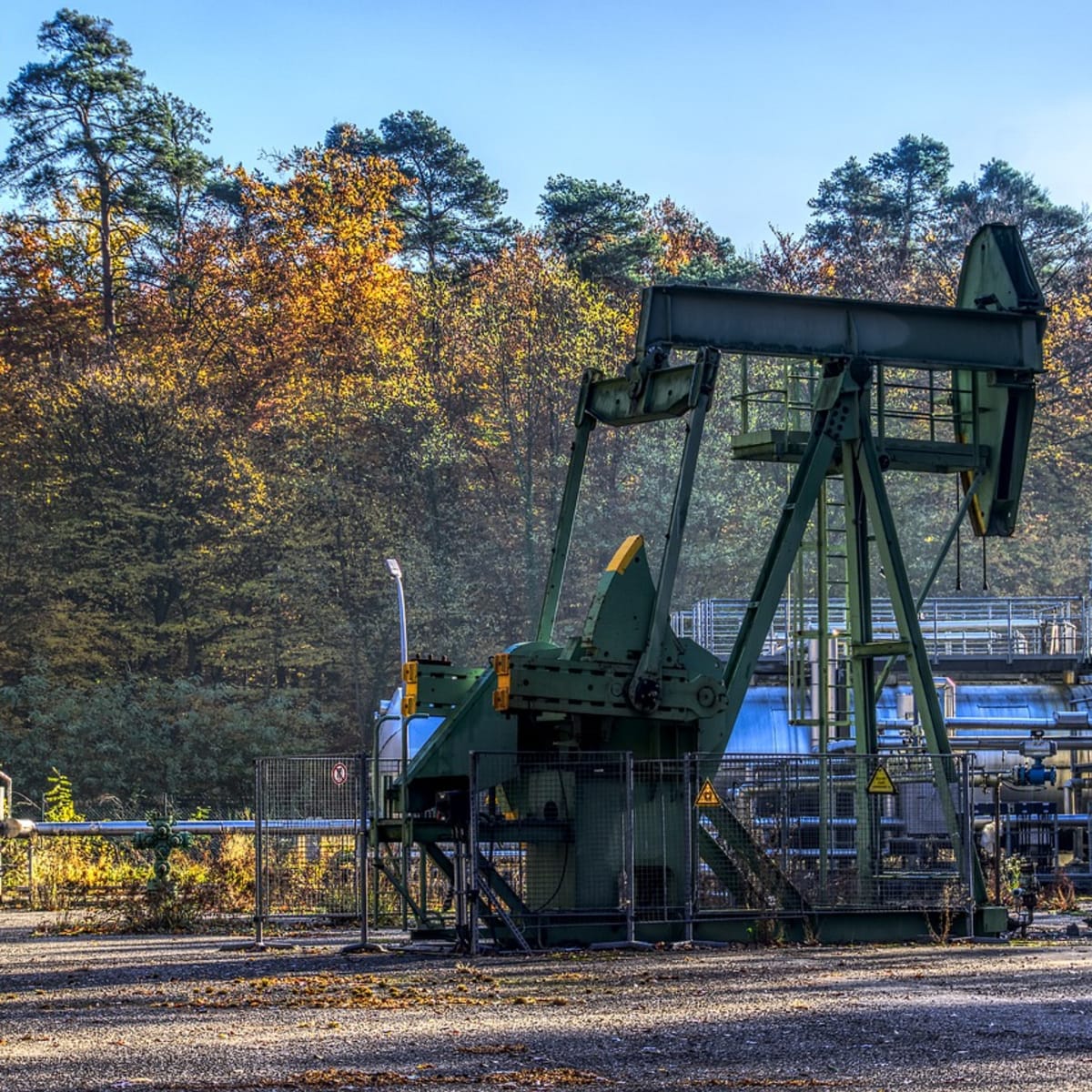 Leveraged Oil Etfs Gush Drip At Risk Of Closing In Crude Oil Crash Etf Focus On Thestreet Etf Research And Trade Ideas
