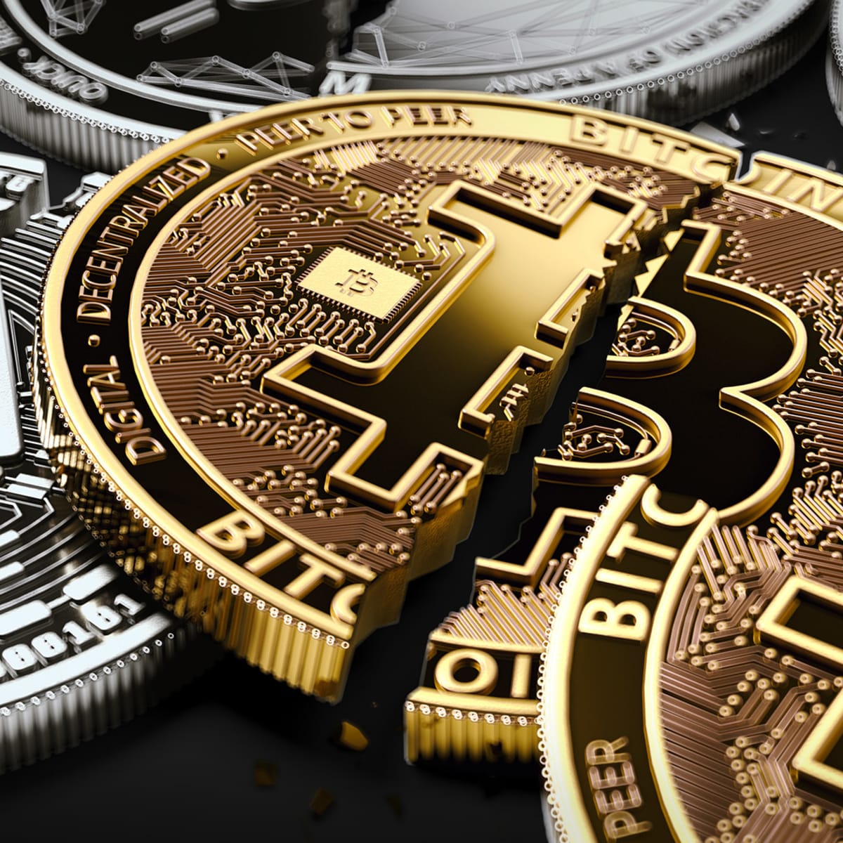 Bitcoin Drops to Its Lowest Since July. Can It Collapse? - TheStreet Crypto:  Bitcoin and cryptocurrency news, advice, analysis and more