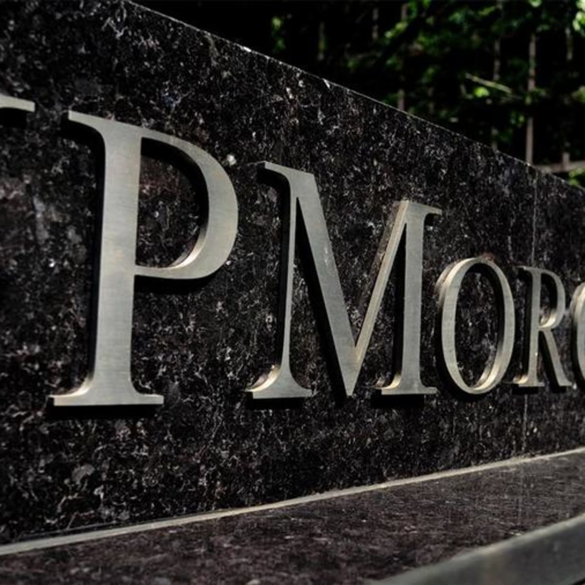 JPMorgan reveals new Bitcoin target amid market pullback - TheStreet Crypto:  Bitcoin and cryptocurrency news, advice, analysis and more