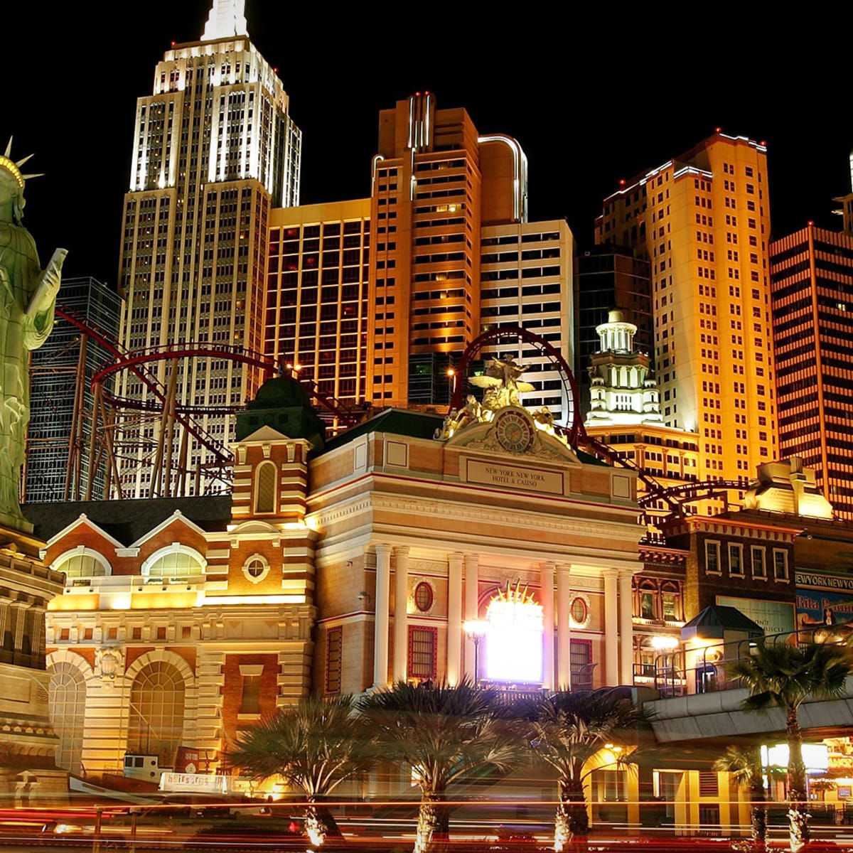 Caesars planning Horseshoe Las Vegas renovations, pedestrian bridge, Casinos & Gaming