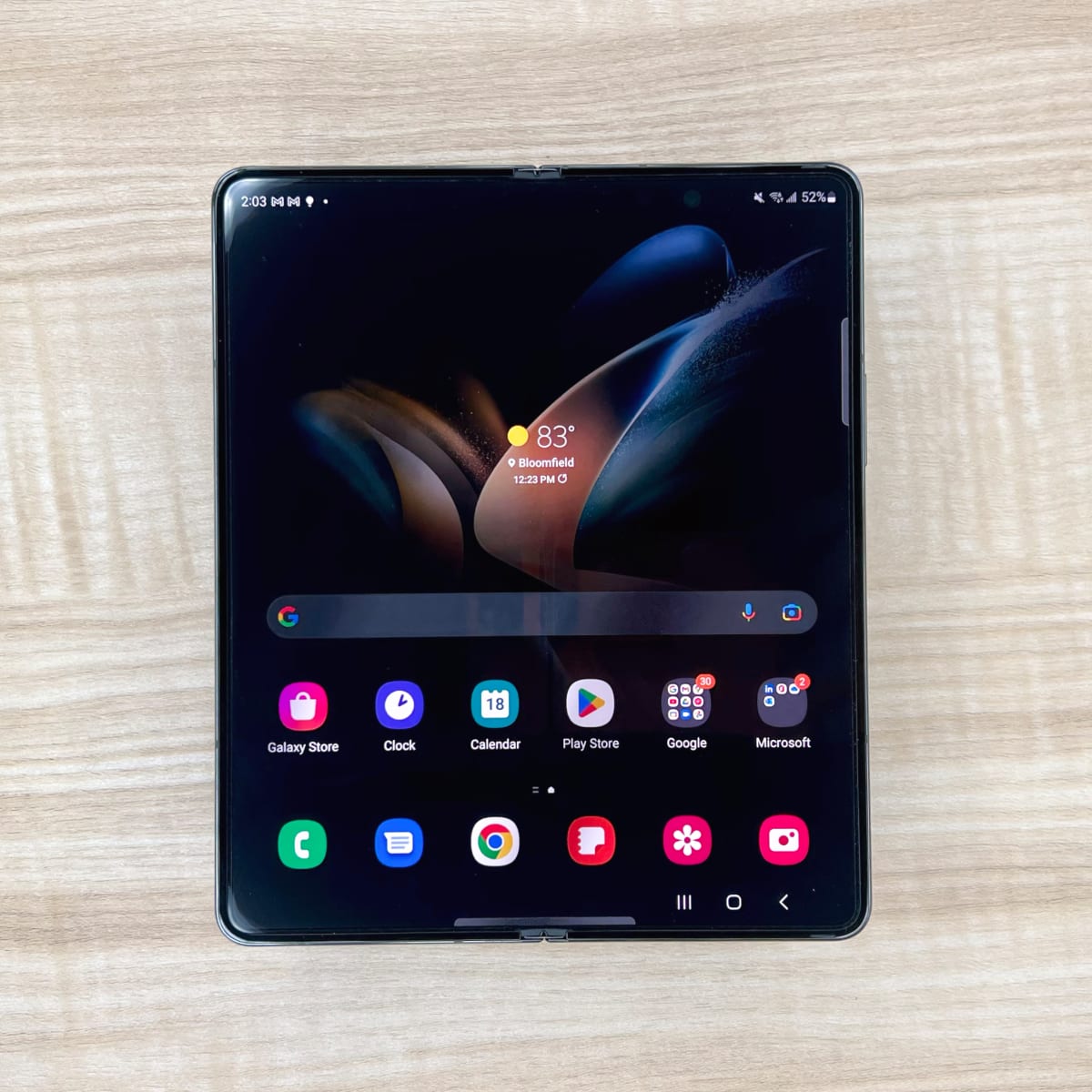 Samsung Galaxy Z Fold4 – Colors, Features & Reviews