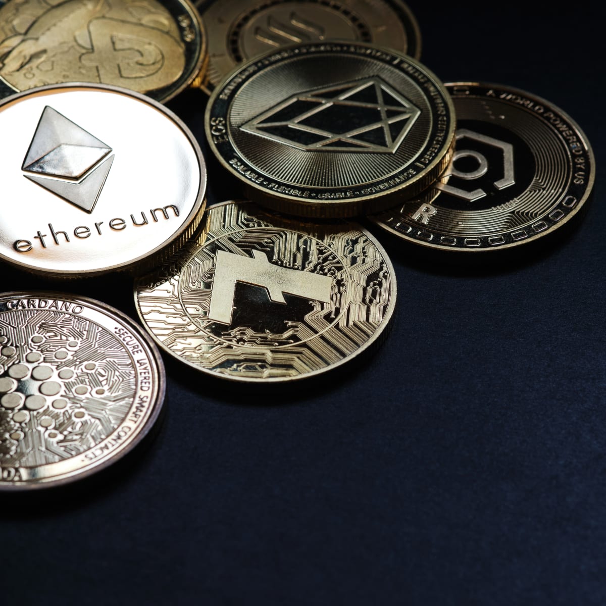 Crypto analysts share altcoin picks with value beyond the hype - TheStreet  Crypto: Bitcoin and cryptocurrency news, advice, analysis and more