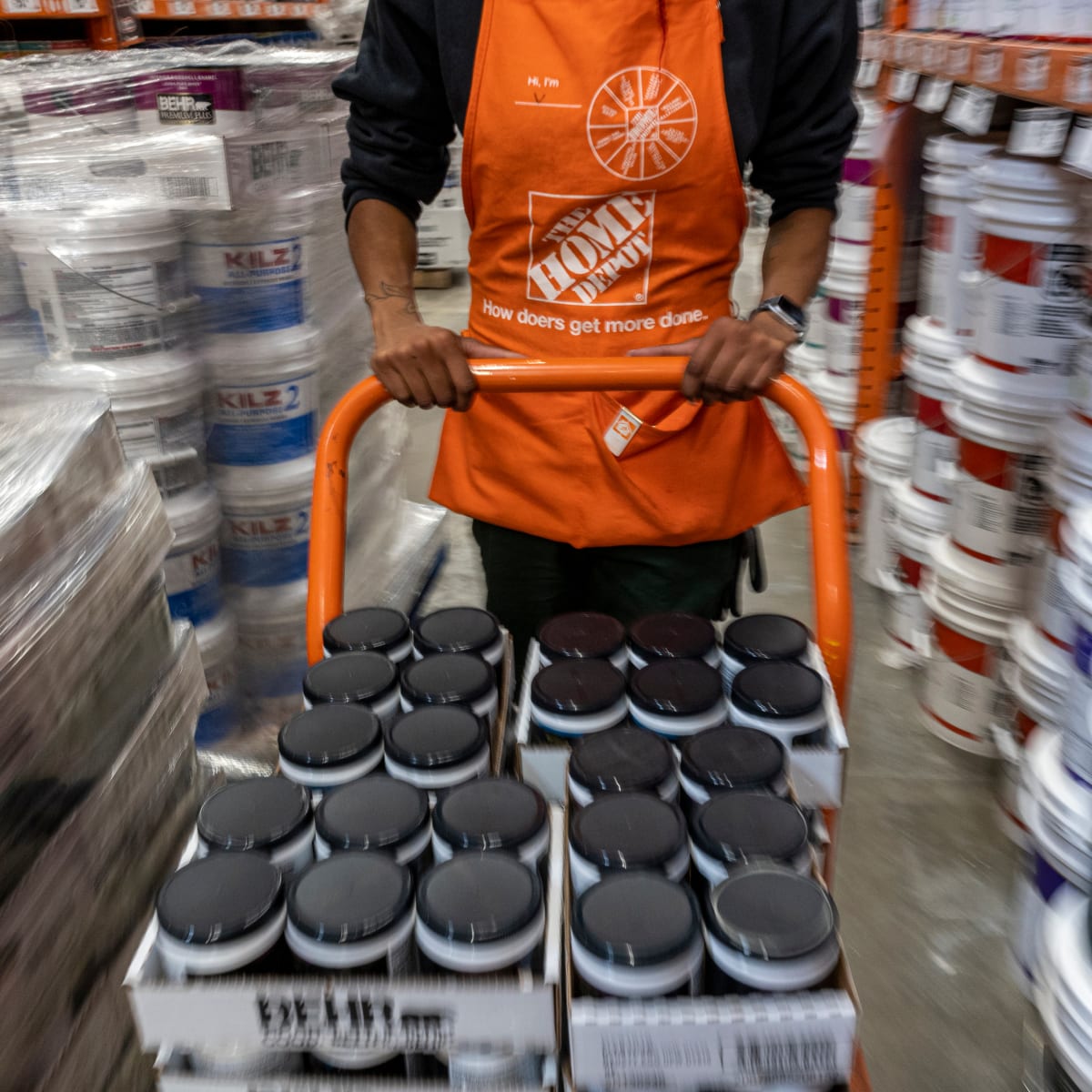 Home Depot starting pay rises to $15/hour amid nationwide labor