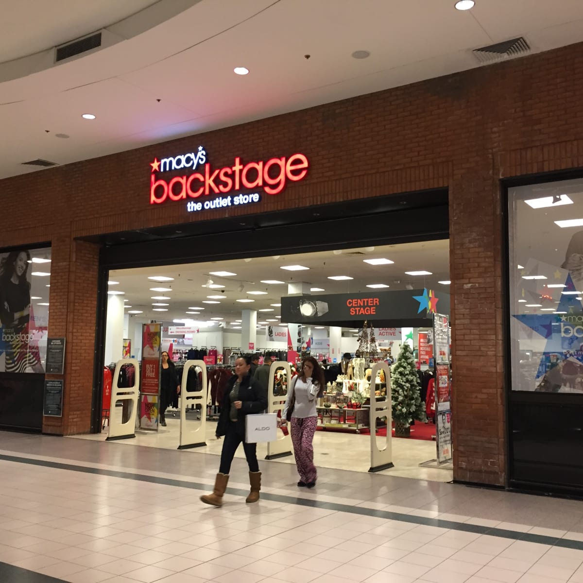 Macy's outlet outlet furniture locations