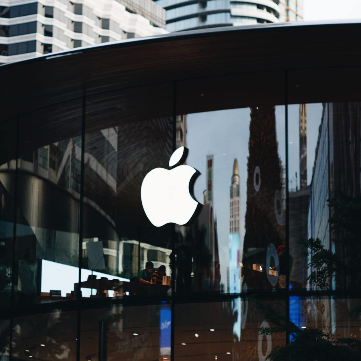 Apple overvalued outlet