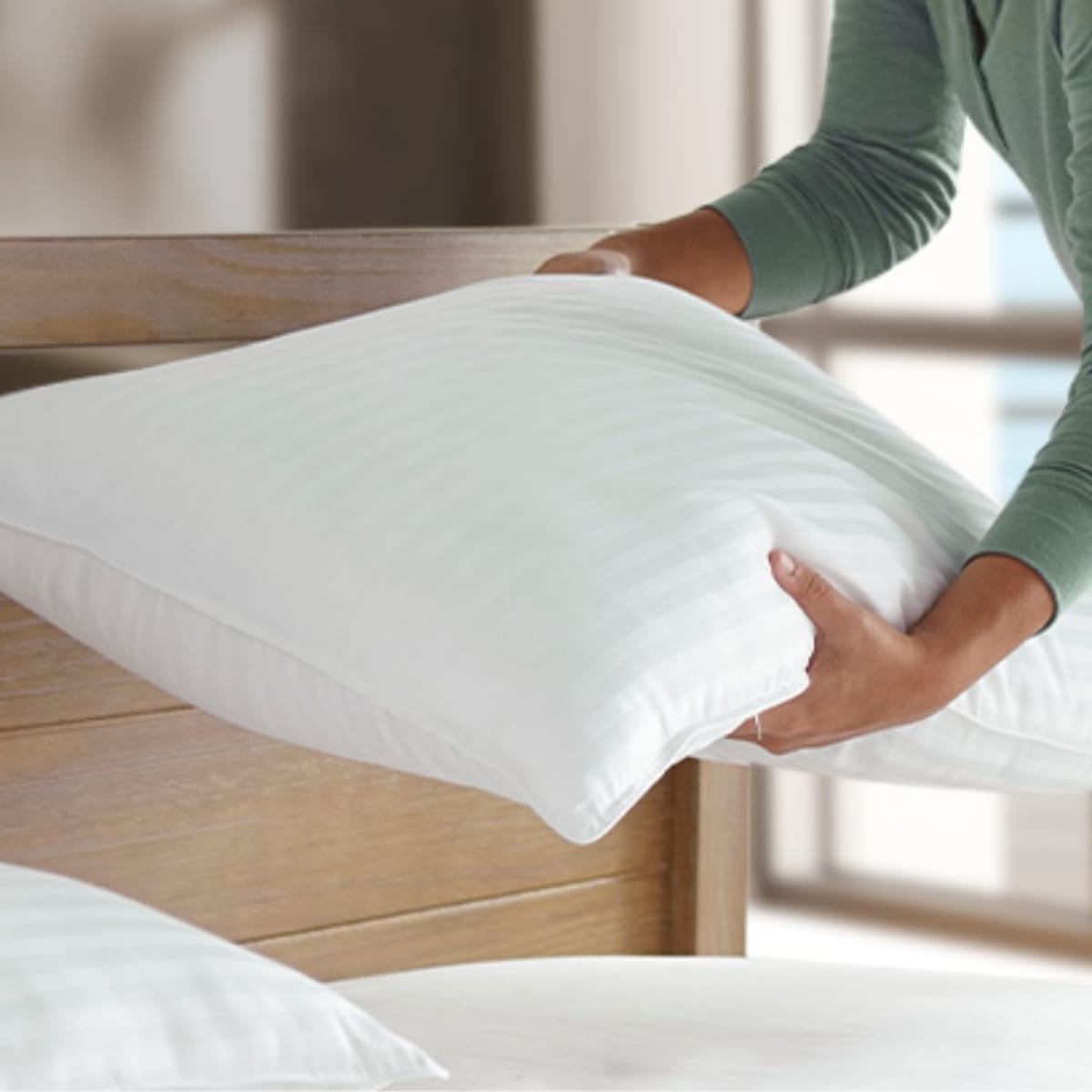Comfort inn pillows deals for sale