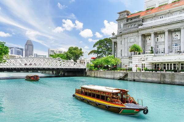 Singapore Each year Singapore holds a Clean and Green week, which includes a "Cleanest Estate and Cleanest Block competition," pitting housing estates and the Housing and Development Board against each other for the title.Photo: Shutterstock