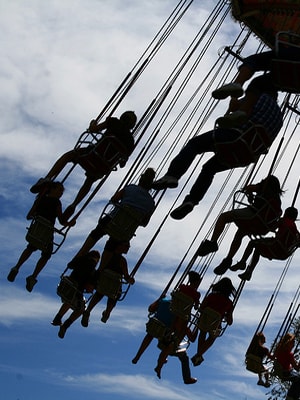 Earlier this week, a killer whale caught the attention of the world when it attacked a trainer at SeaWorld, dragging her underwater. While it was certainly a freak accident, the attack once again raised awareness of the unusual dangers that both tourists and employees face at theme parks around the country. Several publications have questioned whether it’s proper to keep a killer whale in a theme park. These creatures can obviously be dangerous, but what about some of the riskier rides you find in other amusement parks? Photo Credit: Pink Sherbet Photography