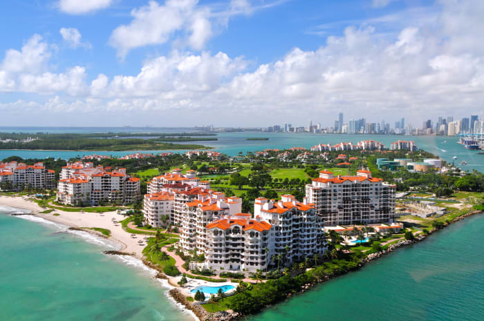 1. MiamiPercentage of renters unable to keep up on rent:2022: 25%2021: 15%2020: 15%