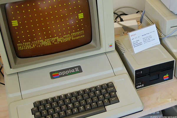 These Are the 10 Best And 10 Worst Products Apple Has Ever Made - TheStreet