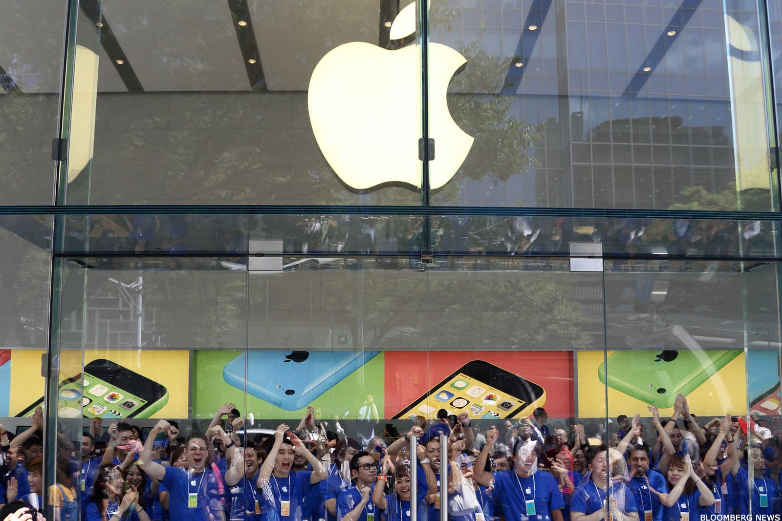 Here's Where Apple (AAPL), Amazon (AMZN), Facebook (FB) and Google (GOOGL)  Are Hiring the Most People - TheStreet