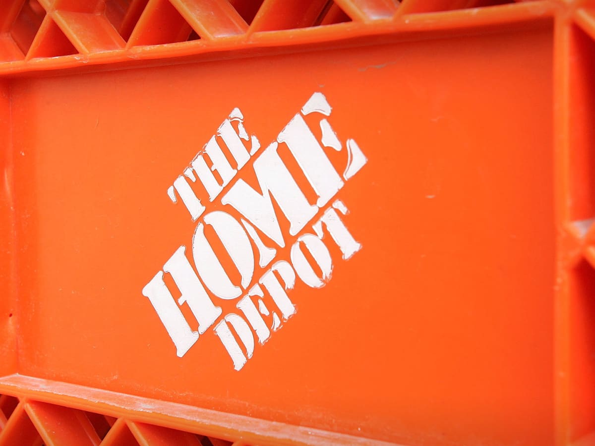 Home Depot Tops Q4 Profit Forecast Holds Back 2021 Guidance Thestreet