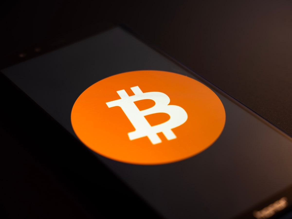 Fidelity Makes a Long-Term Bet on Bitcoin - TheStreet Crypto: Bitcoin and  cryptocurrency news, advice, analysis and more