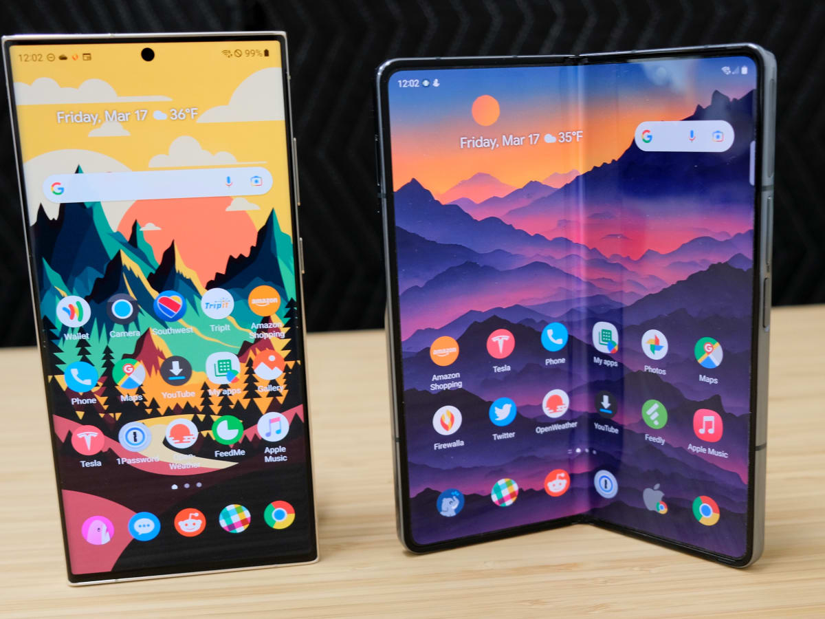 tafel hemel progressief Samsung Galaxy S23 Ultra vs. Galaxy Z Fold 4: Which Phone Is Right For You?  - TheStreet