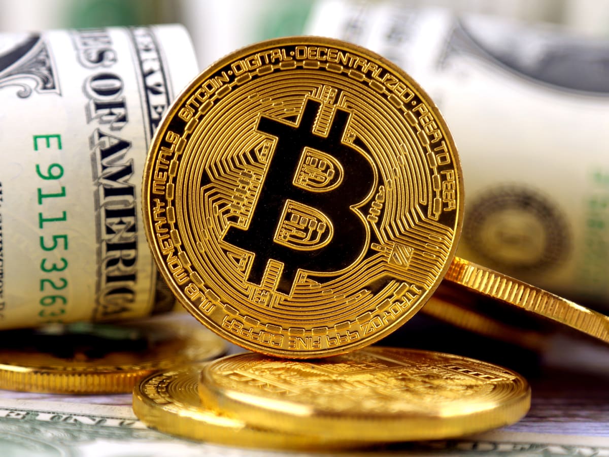 Bitcoin Bears See Big Bubble While Bulls See Digital Gold - TheStreet Crypto:  Bitcoin and cryptocurrency news, advice, analysis and more
